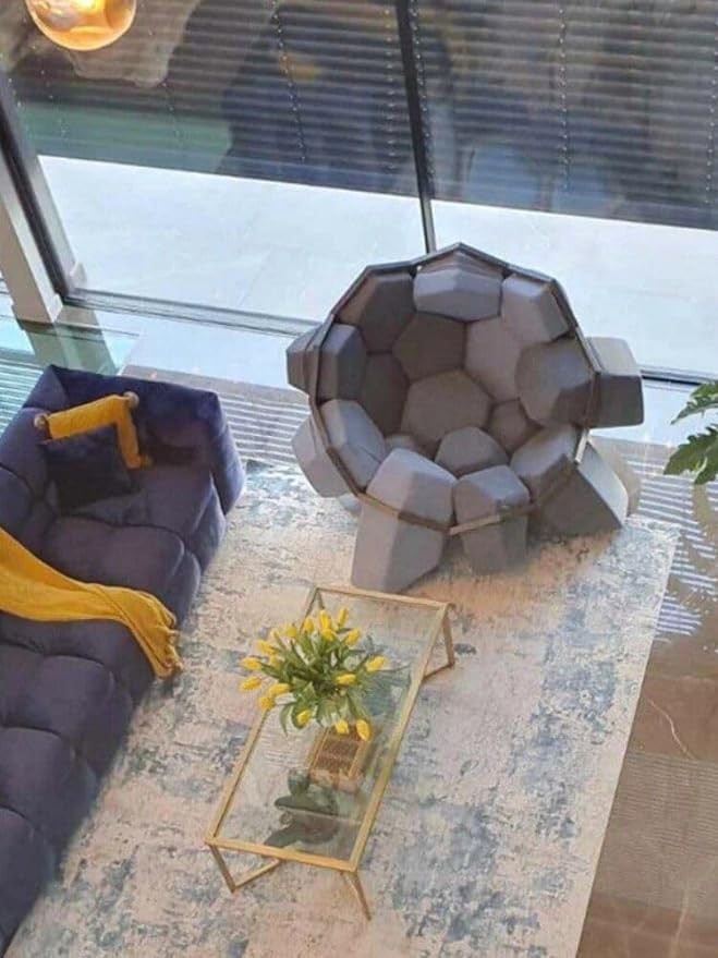 Artistic Quartz Armrest Leisure Chair – Modern Fabric Single Sofa for Home and Hotel Beige