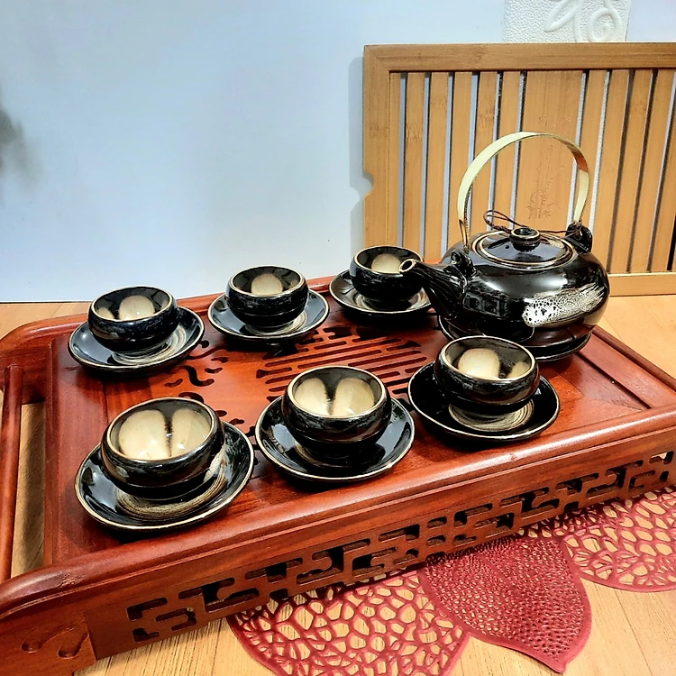 High-class Bat Trang tea set "flowers in ceramic" with amber fire-transformed glaze and 24k gold rim